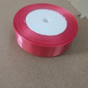 Rola satin 2.5 roșu deschis